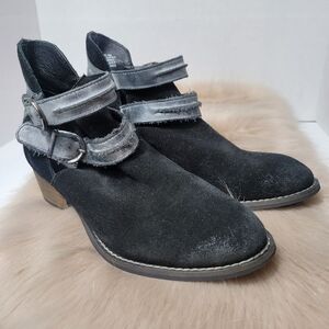 Steve Madden Womens Raskal  Black Suede Gray Leather Strap Bootie Shoes Size 6